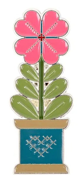 Quilty Flower Enamel Needle Minder by Lori Holt