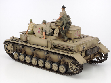 Tamiya 1/35 IV.F & Motorcycle N. Africa