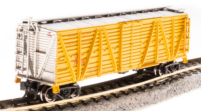 Broadway Limited 3571 N Union Pacific K7 Stock Car with Chicken Sounds