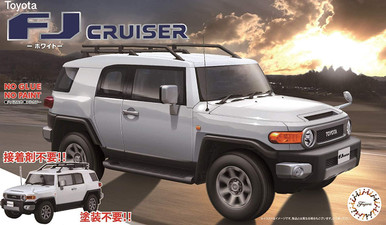 Fujimi 1/24 Toyota FJ Cruiser Non-Colour