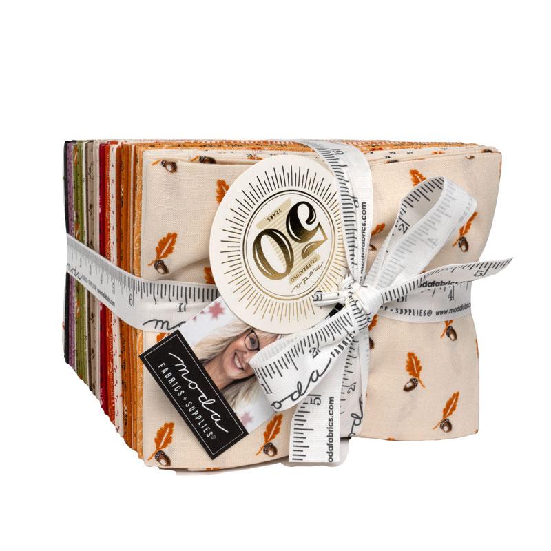 Moda - Pumpkin Spice Gatherings Fat Quarter Bundle by Primitive Gatherings 40 pcs