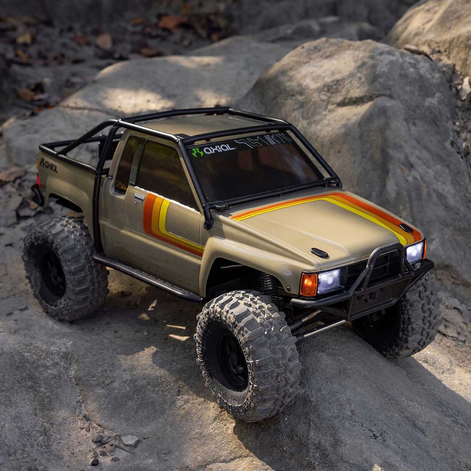 Axial 1/10 SCX10 III 1987 Toyota SR5 4X4 RTR Brushed Rock Crawler