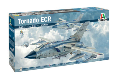 Italeri 1/32 Panavia Tornado ECR Model Kit