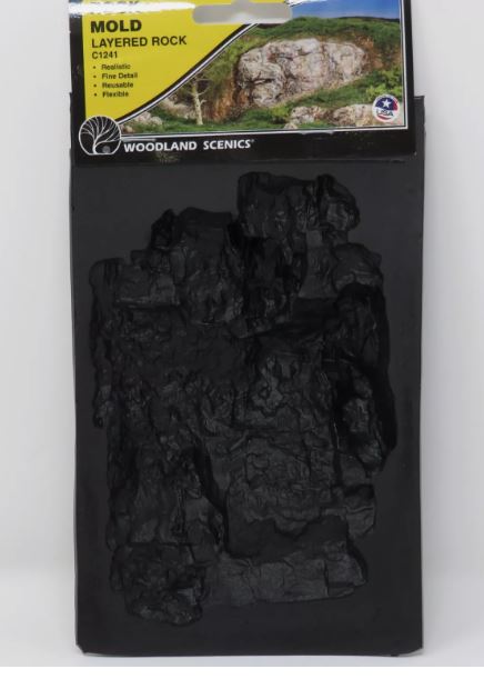 Woodland Scenics C1241 Layered Rubber Rock Mold 5" x 7