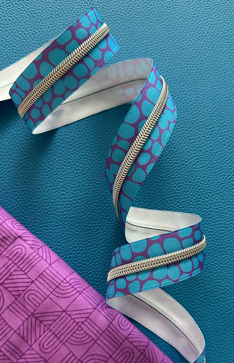 Blue Pebble Zipper Tape With Nickel Teeth by Shayla Wolf