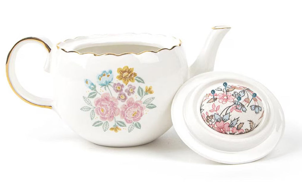 Riley Blake - Jane Austen Teapot Pin Cushion