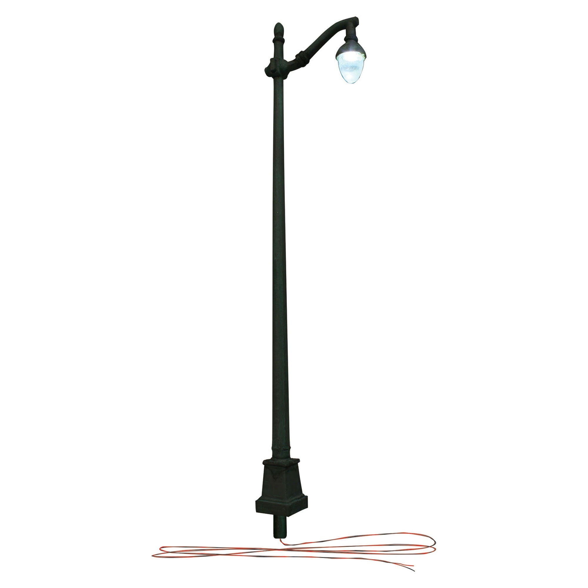 O Scale Arched Cast Iron Street Lights Set of 2 (WOOJP5647)