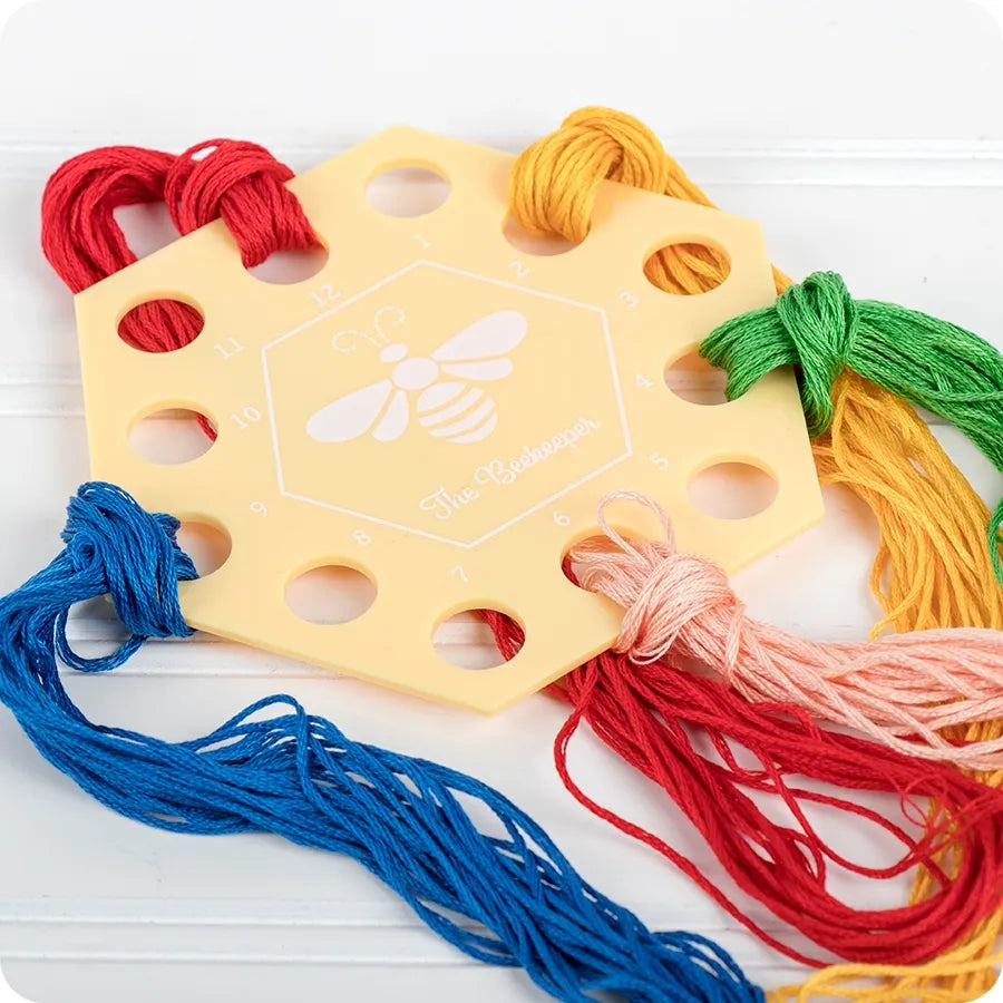 Lori Holt The Beekeeper Thread Minder and Thread Guide Set