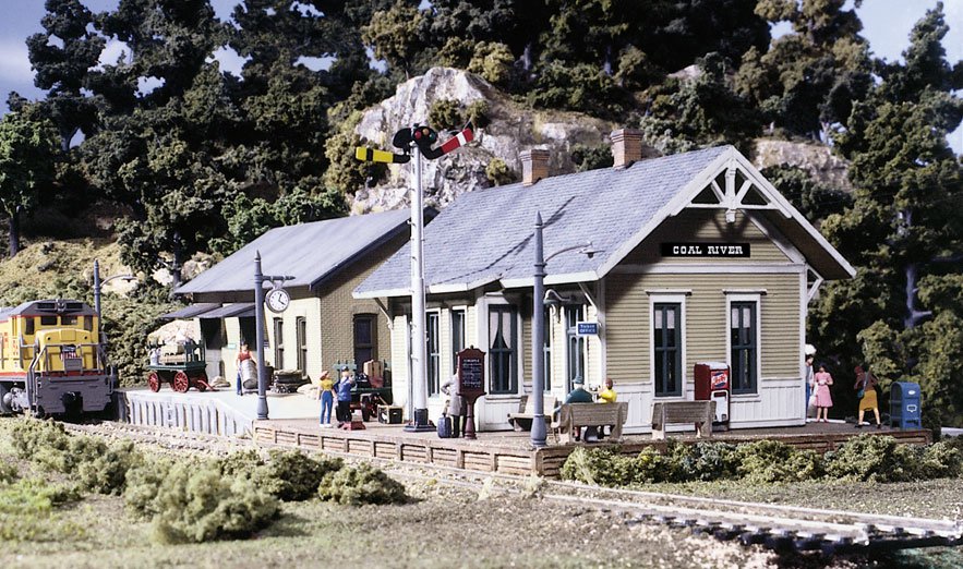 Woodland Scenics DPM Gold 40500 HO Scale Coal River Passenger Depot