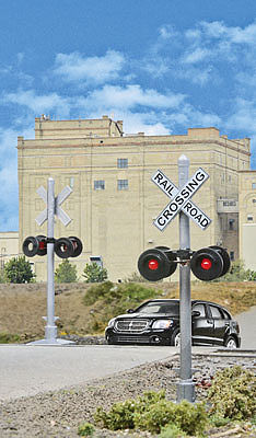 Walthers SceneMaster 4333 HO Crossing Flashers Set